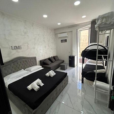 דירות נאפולי Terrazza Luxury Valentino מראה חיצוני תמונה