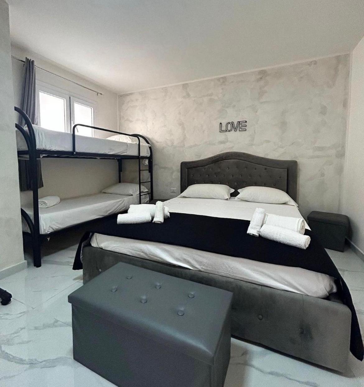 דירות נאפולי Terrazza Luxury Valentino מראה חיצוני תמונה